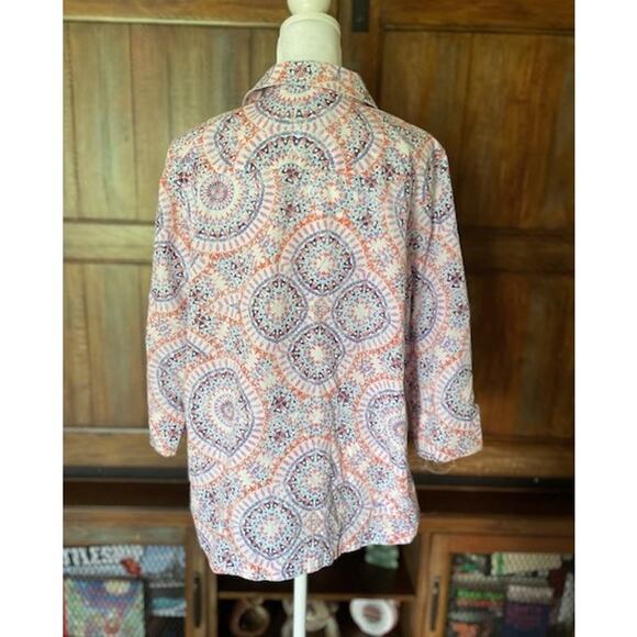 Chico's Size 2 (Size 12) Button-Up Blouse w/‎ 3/4 Sleeves Mandala Pattern - Picture 3 of 4